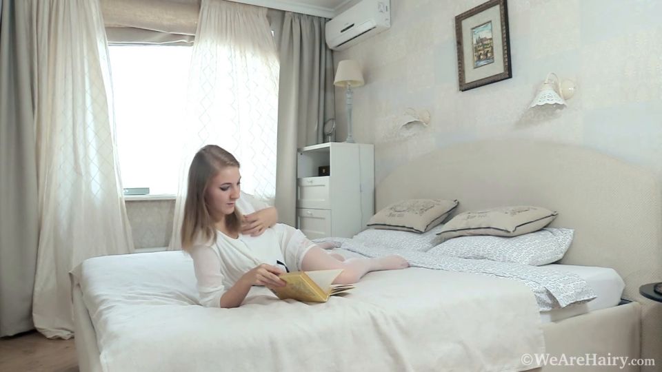 7119 Lavatta W - White Dress White Stocking HD -