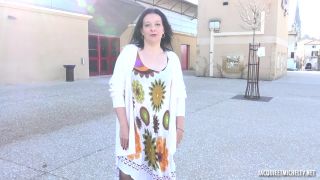Jacquieetmicheltv presents Jeux sulfureux avec Aline et Sandy ! – 20.03.2019 Mature!
