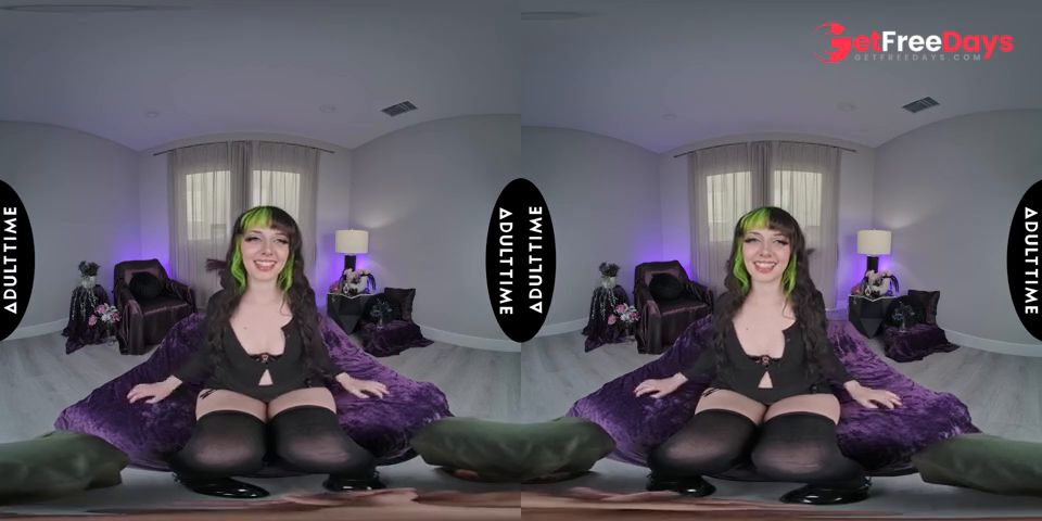 UP CLOSE VR Sultry Kitty Cam Ditches Her Gothic Energetically Ride Your Dick POV