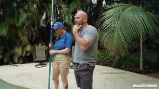 My Milf Pool Girl'S Ass - FullHD1080p