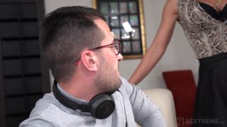 Tiffany Russo - When Step - Mom is Lonely Ultra HD 4K/2160p 26-03-2025 - Download Porn - Cumshot