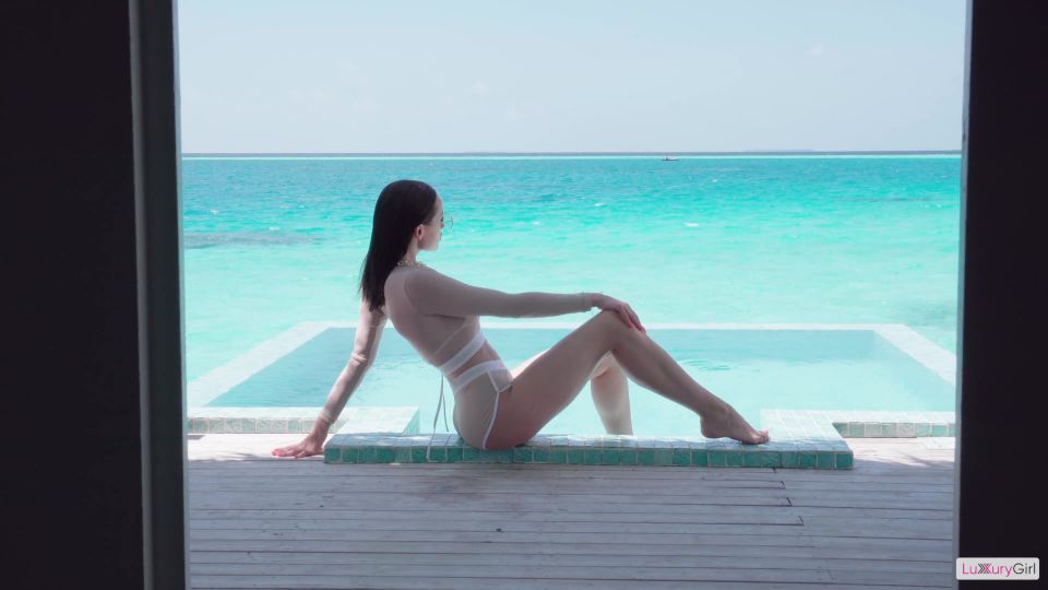 Luxury Girl    Passionate Morning In Paradise 2160p UltraHD/4K