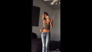 Rachel Cook Strips Off To Seduce You Blowjob RachelCook
