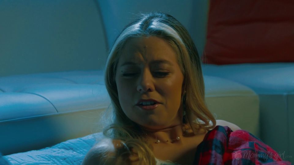 Mommys Girl 25 04 12 River Lynn Gal Ritchie And Annie King – Full HD - Ritchie