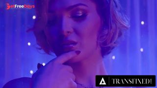 Gorgeous Hazel Moore Swallows Pretty Tori Eastons Cum after Romantic Eclipse...