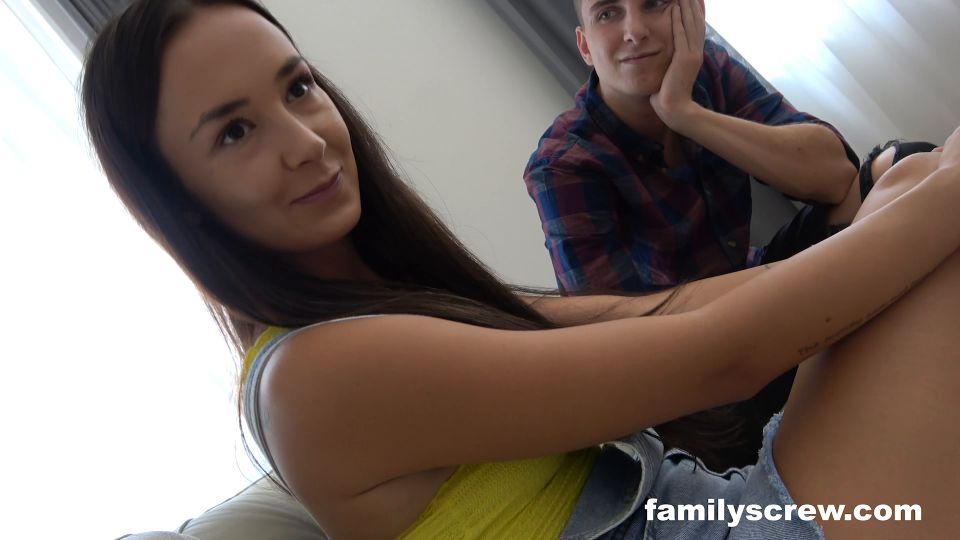 Video Freya Dee: New Maid 1080p FullHD