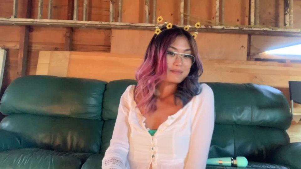 online adult video 17 dragonlily femdom Lola Tessa – Kitty Gets Naughty on the Kouch, asian princess on asian girl porn