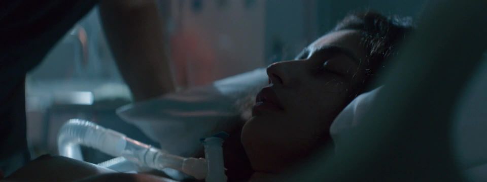 Jenna Harrison, Karishma Ahluwalia - Chimera Strain (2018) HD 1080p - (Celebrity porn)