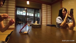 Reducing Mosaic REAL-898 旅行に来て浮かれている女を襲撃。色白で良いカラダしていたから、みんなで肉便器にしてヤった…ザーメンまみれ集団レ×プ輪●記録映像。 美波汐里