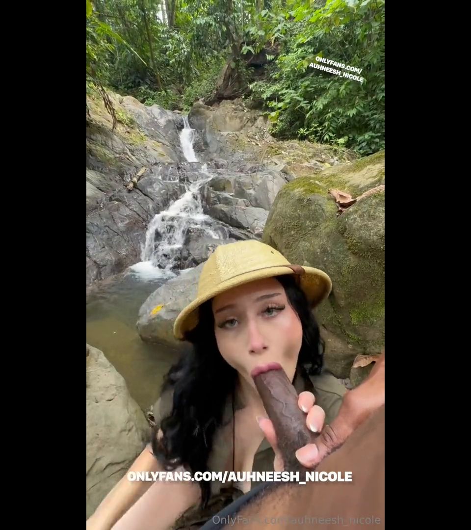 Auhneesh Nicole Tourist Sex Tape Video  Blowjob Auhneesh Nicole, 