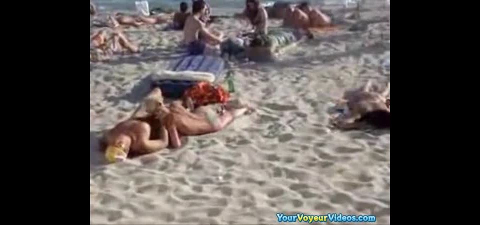 Female partner dick  sucked