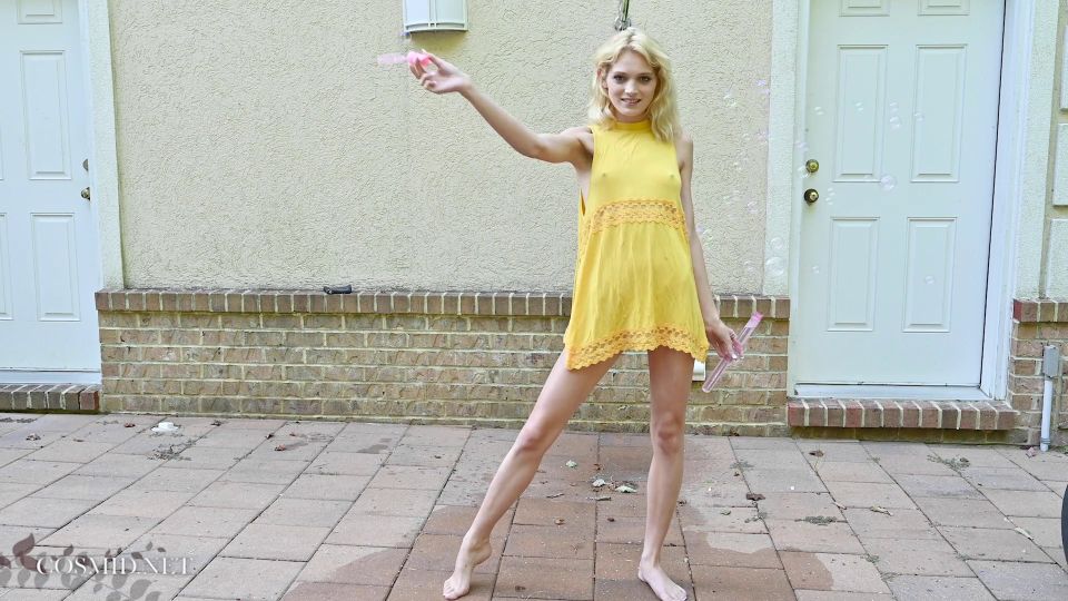 [Cosmid] Kylie Bell [04.08.24] [1080p]