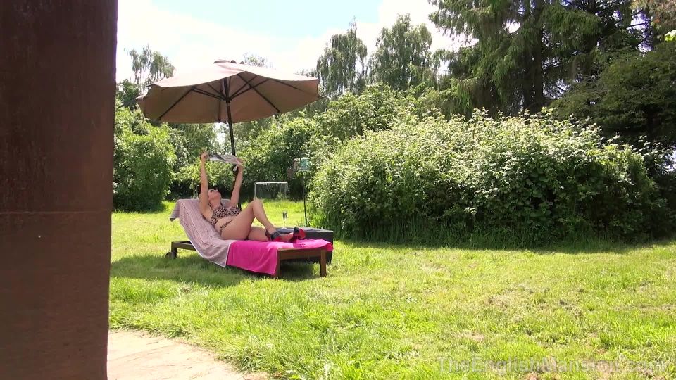 free adult clip 24 Nikki Whiplash – Sunshine Perv POV - nikki whiplash - femdom porn femdom maid