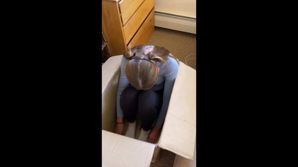 video 23 cremedelapeach  on teen owk femdom
