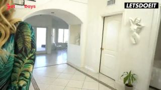 Hot Agents Make Sure the Client Buys the House