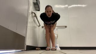 online xxx video 20 fetish queen feet feet porn | Thesexysourpatch giantess style enjoy being my dirty foot bitch and cleaning my soles in this nasty bathr | foot
