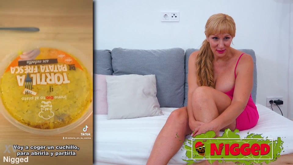 NIGGED – Victoria Vera teaches us to cook before surprising us with an INTERRACIAL HARDCORE.