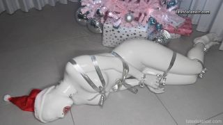 LatexLolaNoir - Dreaming of a White Christmas.