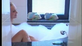Diva Bodyguard – F | bdsm porn | fetish porn plastic fetish