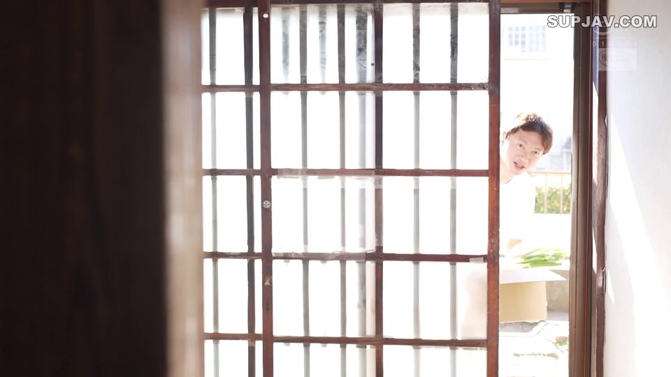ReducingMosaic CJOD-295 暇で退屈な人妻 夫の転勤でド田舎に越して来たジュリアさんにノーブラ・ノーパンで誘惑された隣人の僕は何度も中出しさせられて… JULIA