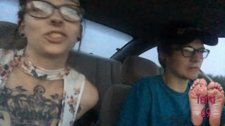 hitch hiking tetra - (Feet porn)