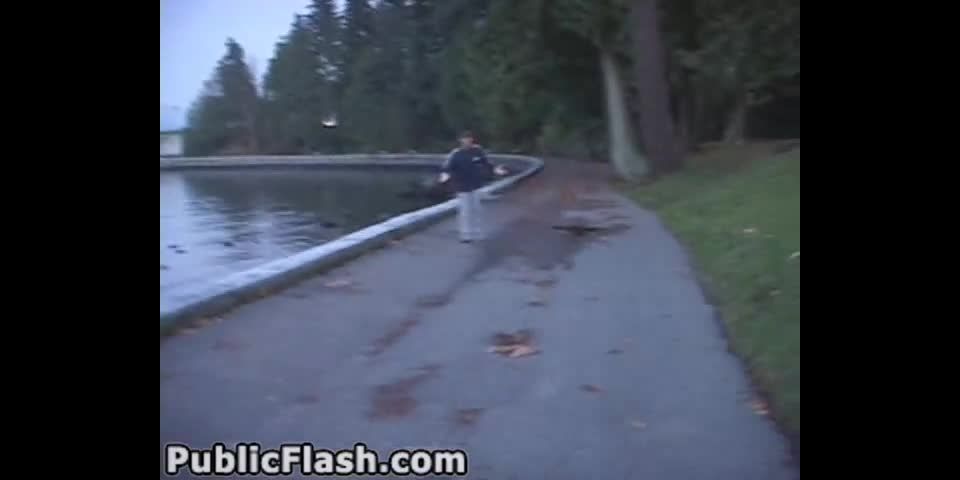 PublicFlash ameara (mp4)