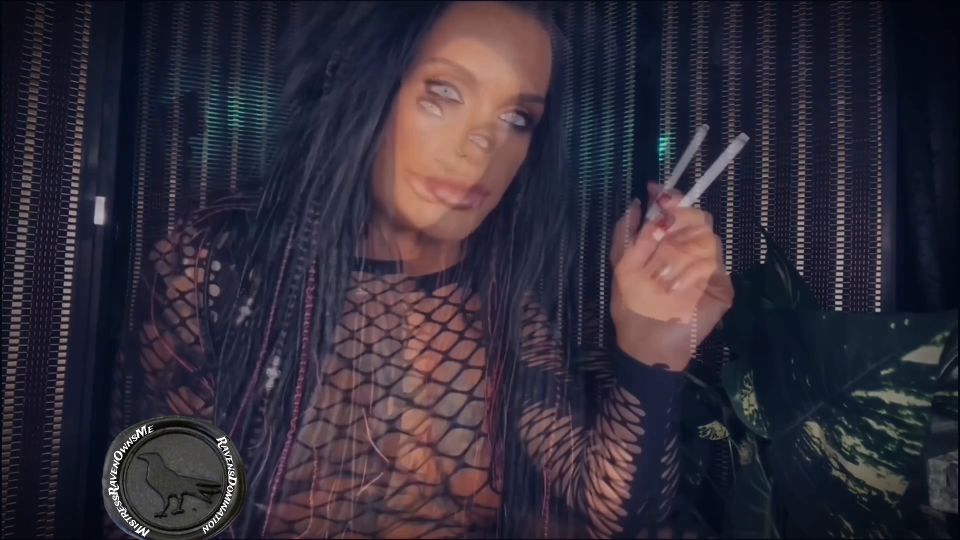 MistressRavenFD – Smoking With My Strap-On.