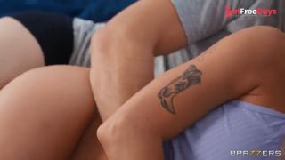 I Don Anal, But She Will - Alexis Fawx, Lily Lou, Mick Blue