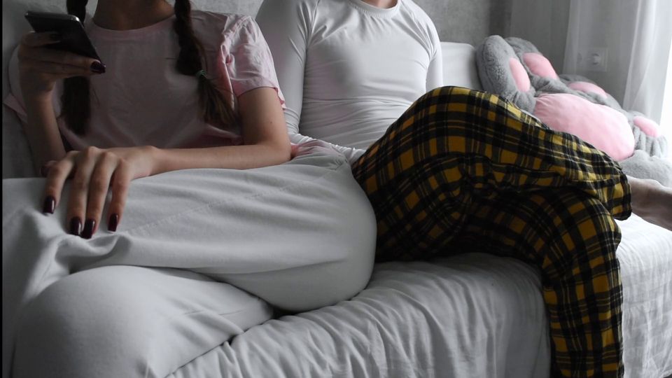 Step Sister Conjures Creampie On Halloween