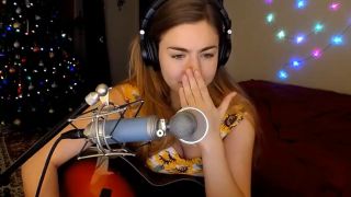 Christmas Cumshow