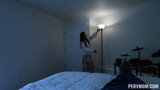 Jessica Ryan - Exhibitionist Stepmilf Likes Being Caught ...