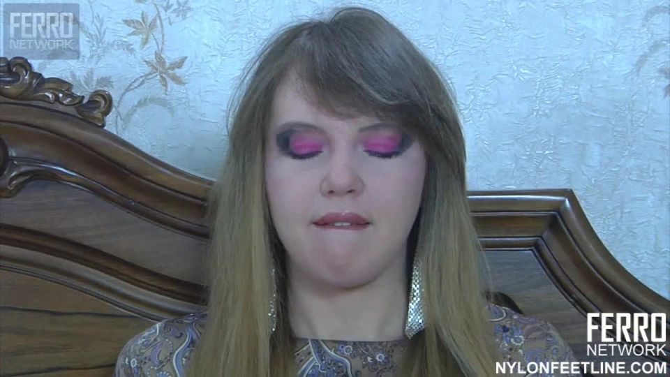free porn video 5 nylonfeetline_g720_clip - foot - feet porn kinky foot fetish