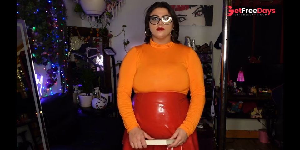 Velma Cosplayer has the FATTEST PUSSY ON THE INTERNET Solo Chubby CosplayFULL 21 MINUTE VIDEO