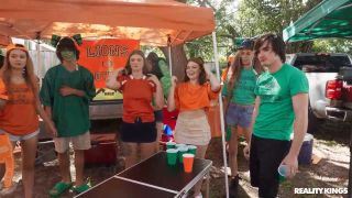 Teen Katerina Deville, Sky Wonderland – Game Day Tail Katerina Deville, Sky Wonderland