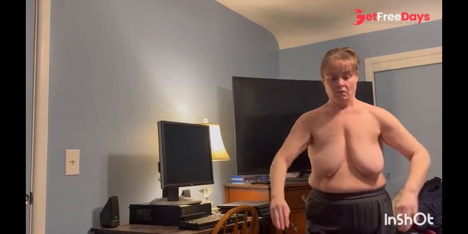 Mature mom blowjob with cum in mouth and showing before swallowing