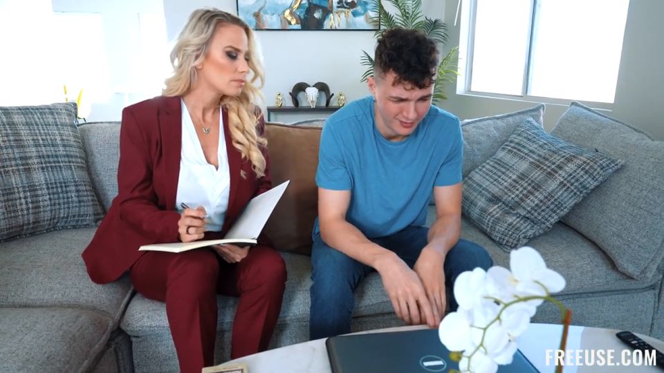 FreeuseMILF – Sadie Rose: My Duty as a Public Servant Sadie Rose  cumshot