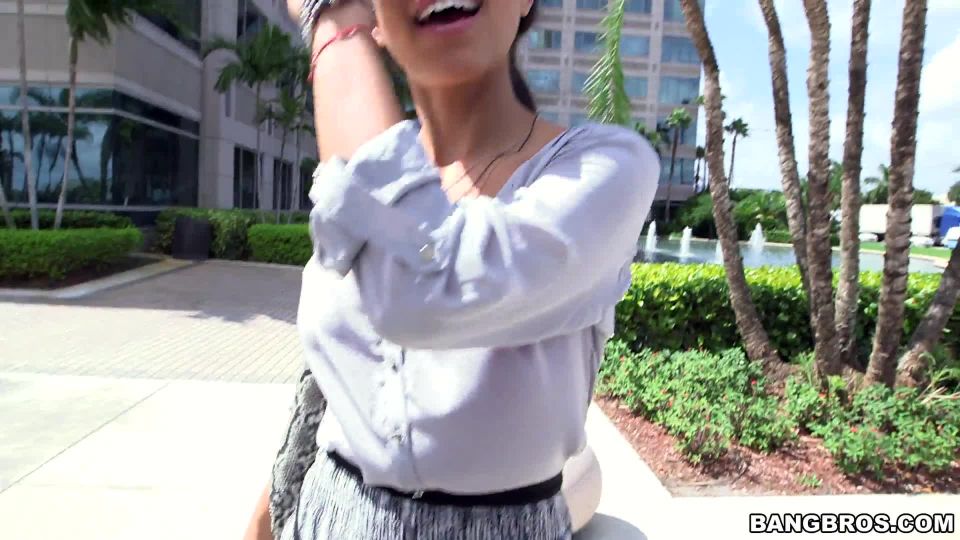 Soffie ( Latina Milf anal fucked in public) 1080p FullHD