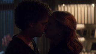 Lauren Holly - Tiny Pretty Things s01e04e06e07e09 (2020) HD 1080p - [Celebrity porn]