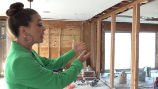 Realtor Cherie Deville Could Not Deliver My House in Time - Milf