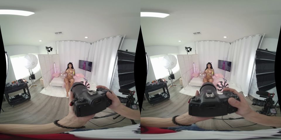 Ariana Starr - Shooting Starr UltraHD 2K.