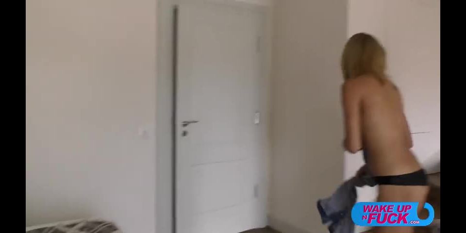 clip 18 hardcore porn / dp / brunette hardcore