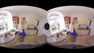 Eva Paradis & Nick Vargas (Before Thanksgiving) Download...