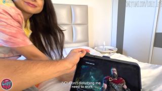 [Amateur] What do you choose sex or games