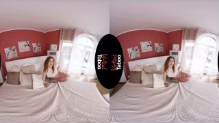 Video Eye To Eye With Sophia : Sophia Traxler 2700p UltraHD/4K