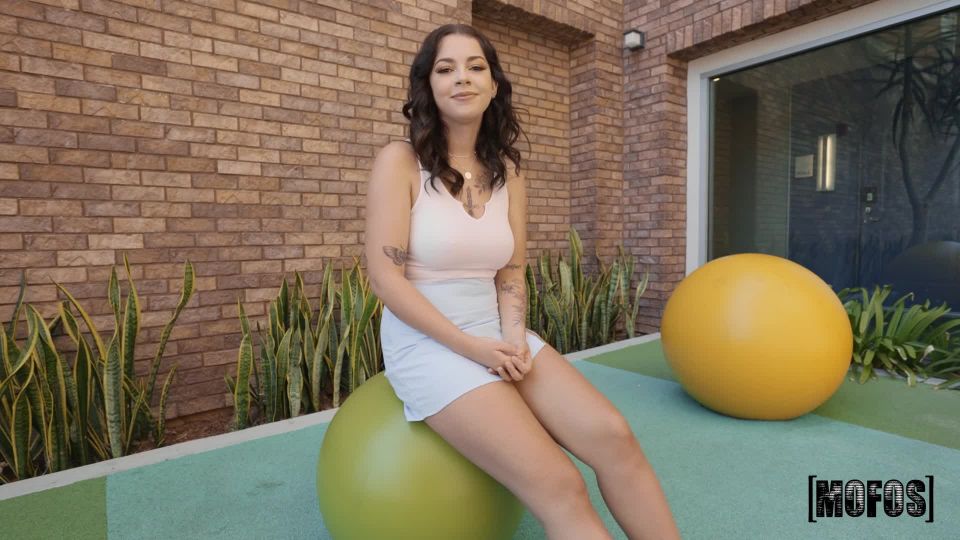 adult xxx clip 43 Bella Luna - Bidet Blues [1.55 GB], ebony femdom strapon on teen 
