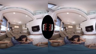 Step Sons Treat Is Very Sweet - Gear VR