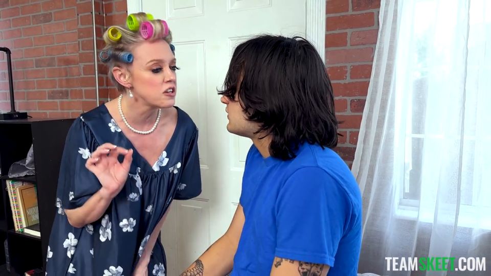BadMilfs – Dee Williams and Gigi Dior  threesome Dee Williams, Gigi Dior